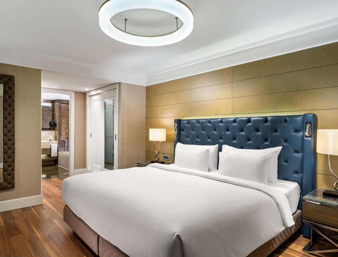 Superior Suite with Lounge Access,1356815759:JPEG
